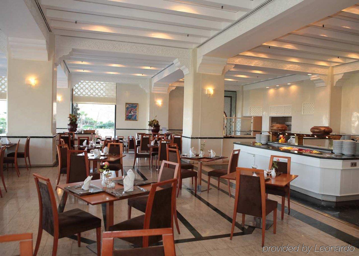 Hotel Hilton Alger Restaurant foto