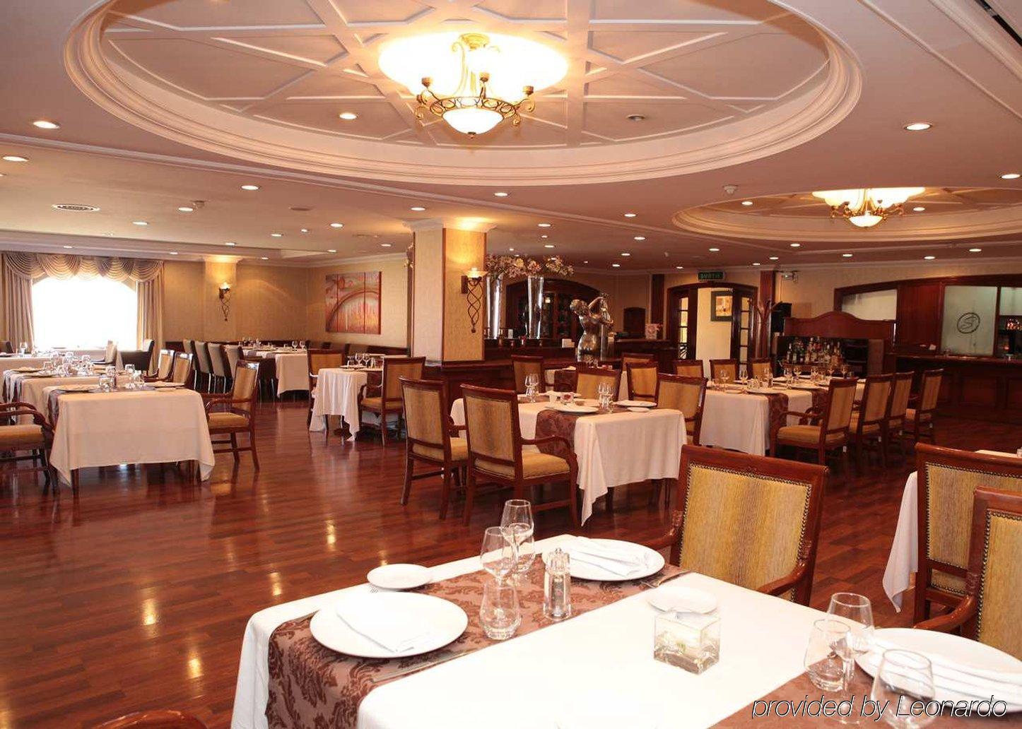 Hotel Hilton Alger Restaurant foto